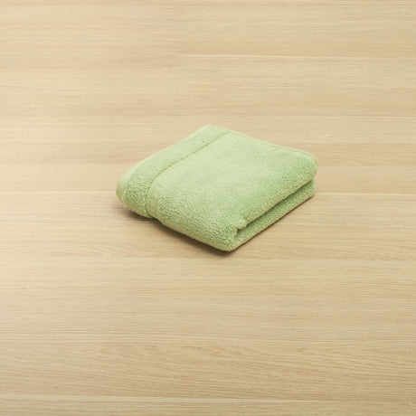 Toalla de Cuerpo Bamboo Verde Manzana 70x140cm Fondo Entero - TOALLAS | Bylmo