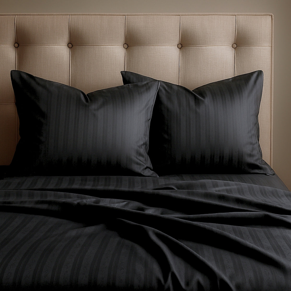 Juego de Sábanas Polialgodon Negro Para Cama Semidoble 120 X 190 Cm Antiácaros y Antiarrugas - SABANAS | Bylmo