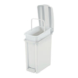 Basurero Rimax Blanco 30x37.5cm de 10 Litros para Multiusos con Tapa De Pedal - BASUREROS Y PAPELERAS | Bylmo