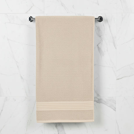 Toalla de Cuerpo Beige 70x140cm Fondo Entero Muy Suave - TOALLAS | Bylmo