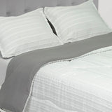 Cubrelecho Acolchado Gales Gris Oscuro y Blanco para Cama Doble 140 X 190 Cm Fondo Entero - TENDIDOS Y CUBRELECHOS | Bylmo