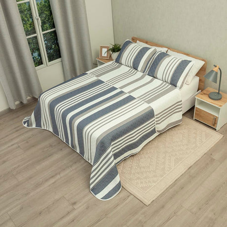 Cubrelecho Doble Faz Trama Gris y Blanco para Cama Queen 160 X 190 Cm Prensado de Lineas - TENDIDOS Y CUBRELECHOS | Bylmo