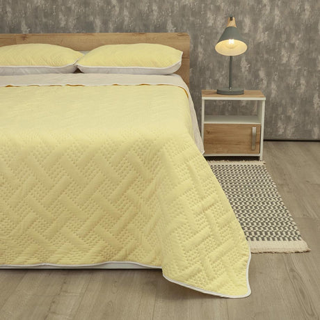 Cubrelecho Termosellado Cotton Sense Amarillo para Cama King 200 X 200 Cm Fondo Entero - TENDIDOS Y CUBRELECHOS | Bylmo