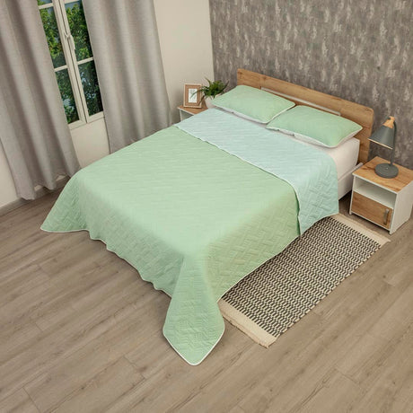Cubrelecho Termosellado Cotton Sense Verde y Azul para Cama Queen 160 X 190 Cm Fondo Entero - TENDIDOS Y CUBRELECHOS | Bylmo