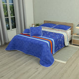 Cubrelecho City Code Blanco y Azul para Cama King 200 X 200 Cm Prensado de Lineas Y Circulos - TENDIDOS Y CUBRELECHOS | Bylmo