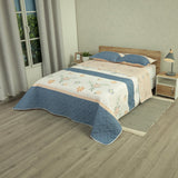 Cubrelecho Doble Faz Style Jardín Beige Claro y Azul Oscuro para Cama Queen 160 X 190 Cm de Hojas - TENDIDOS Y CUBRELECHOS | Bylmo