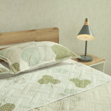 Cubrelecho Doble Faz Style Bosque Sereno Blanco y Verde grisáceo para Cama King 200 X 200 Cm de Hojas - TENDIDOS Y CUBRELECHOS | Bylmo