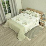 Cubrelecho Doble Faz Style Bosque Sereno Blanco y Verde grisáceo para Cama Semidoble 120 X 190 Cm de Hojas - TENDIDOS Y CUBRELECHOS | Bylmo
