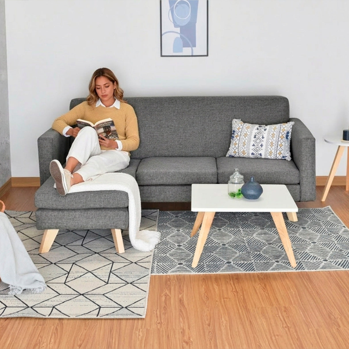 Sala Burdeos Gris y Matiz Natural 192x82cm de Tres Puestos con Apoya Brazos - SOFAS Y POLTRONAS | Bylmo