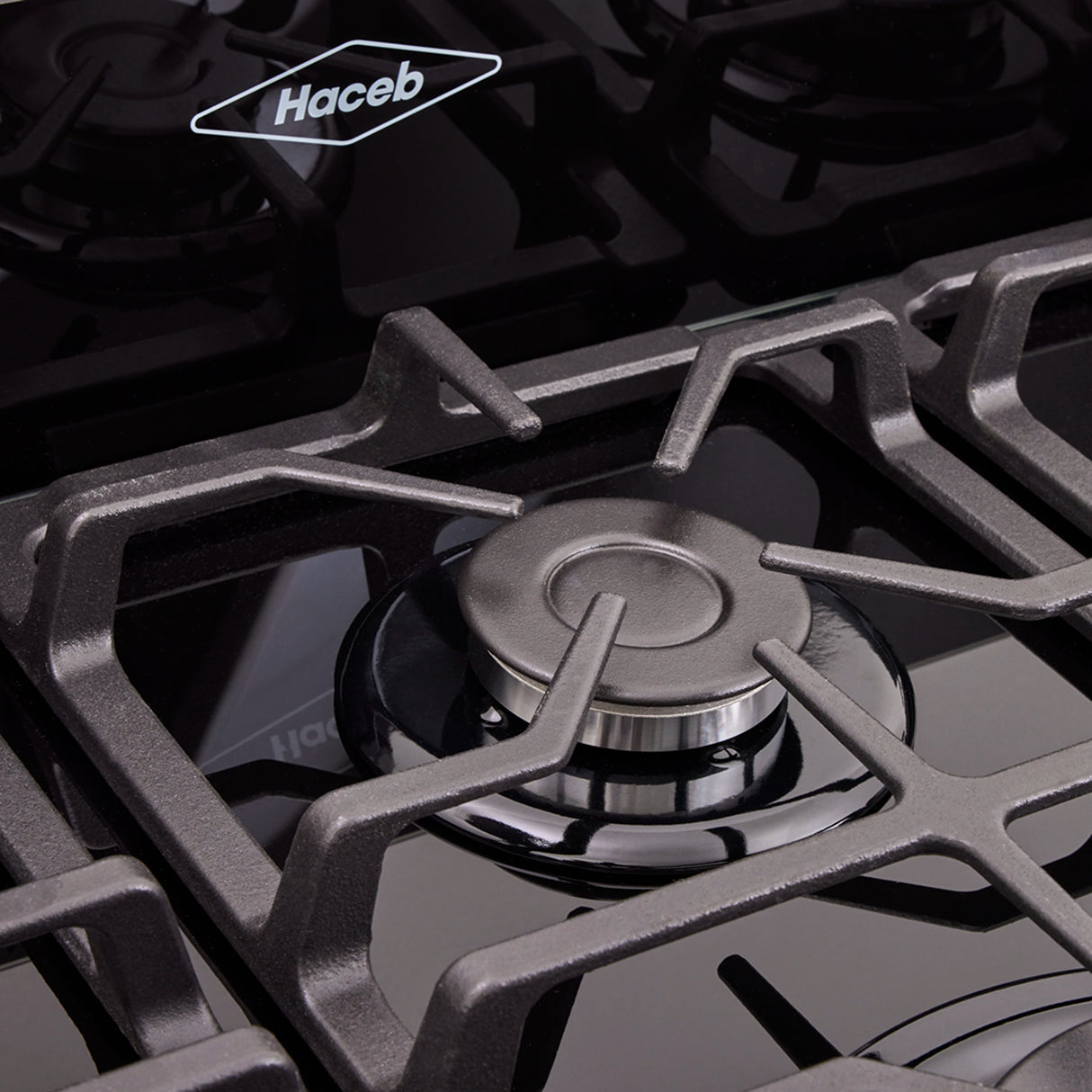 Estufa Haceb Negro 81x98.5cm Para Gas Natural con Seis Quemadores y con Horno - ESTUFAS | Bylmo