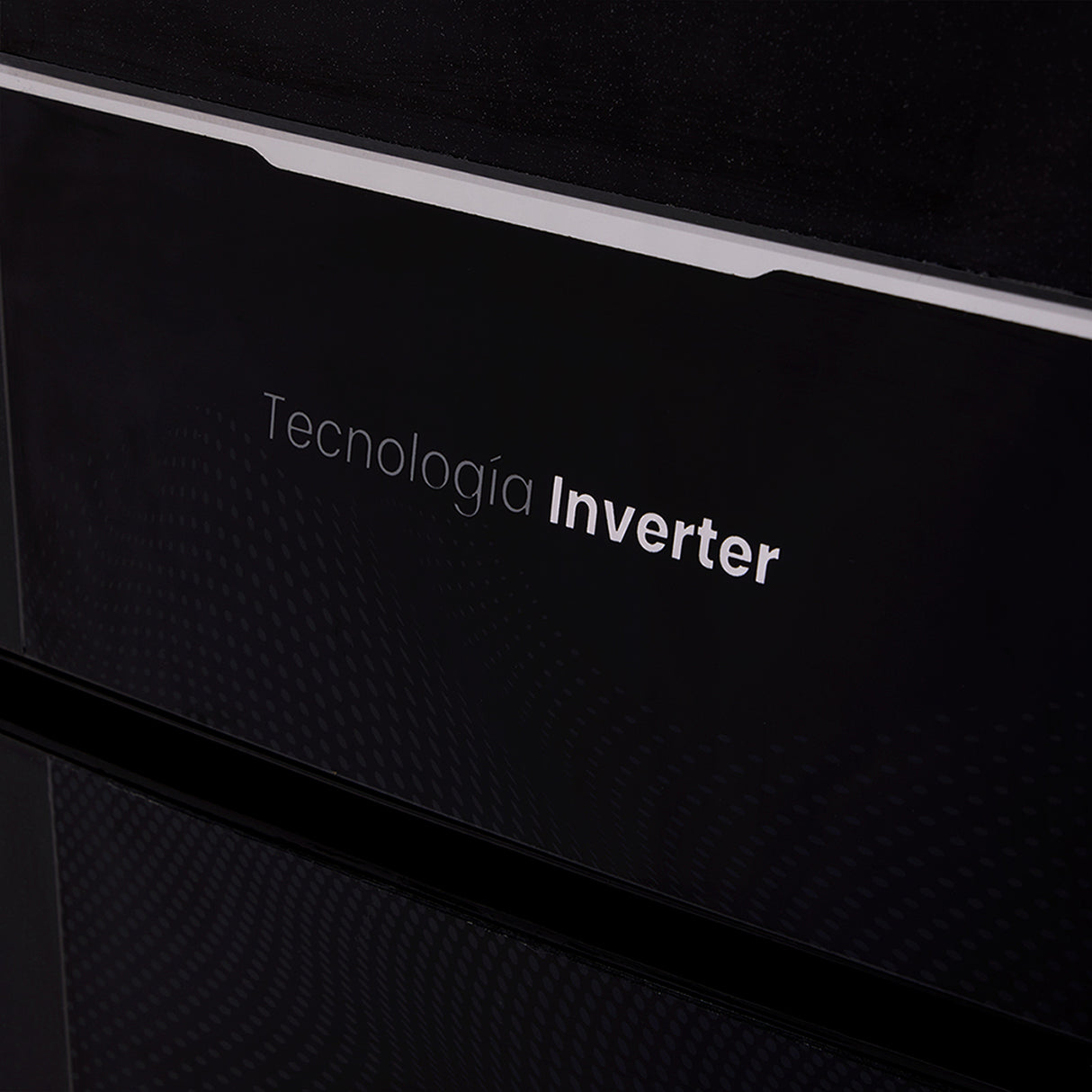 Nevera Haceb Inverter Negro Cósmico 65x179.5cm No Frost de 294 Litros con Dispensador de Agua y con Pantalla Digital - NEVERAS | Bylmo