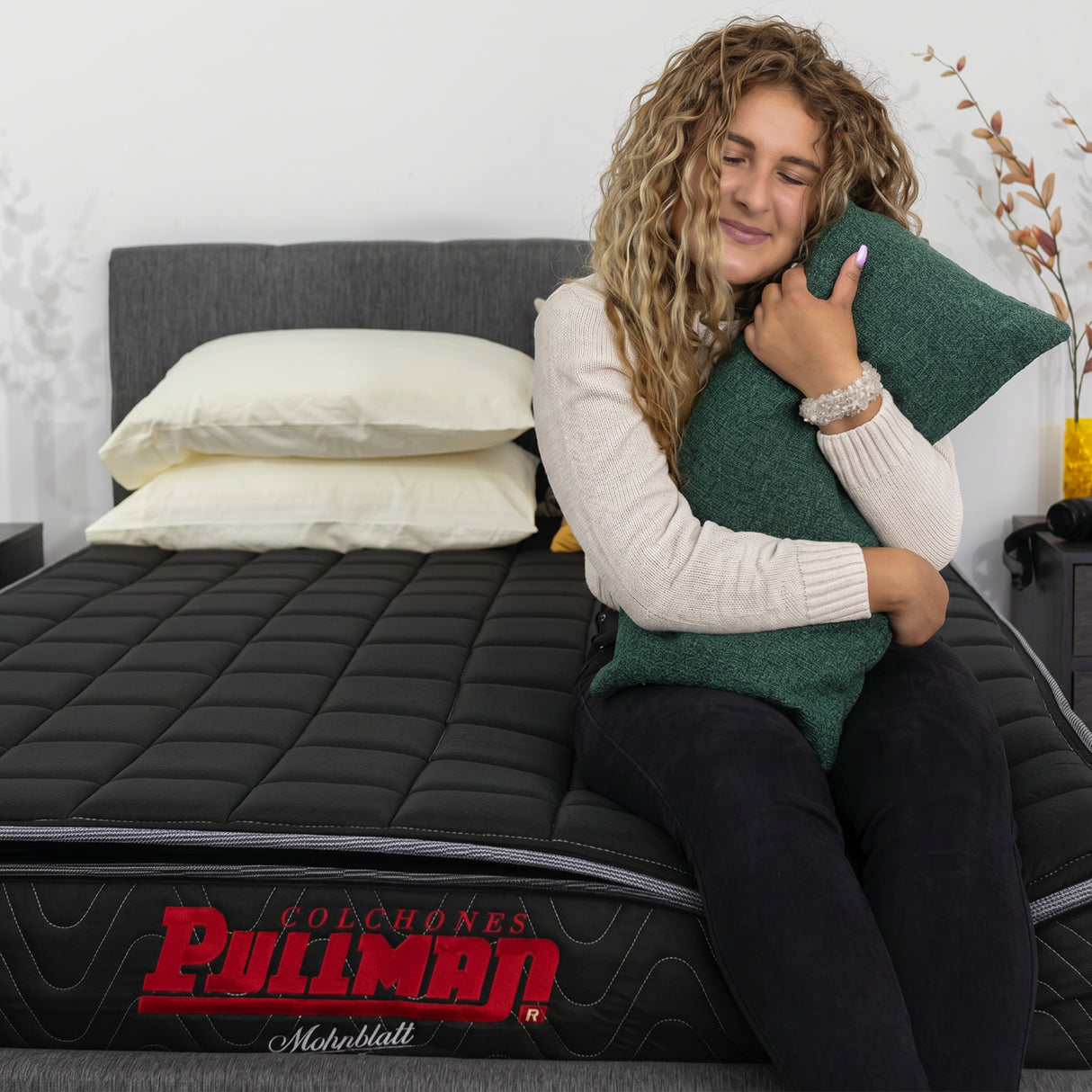 Colchón Enrollado Orthopack BTU Negro Semidoble 120 X 190 Cm Ortopedico Firmeza Medio con Pillow Sencillo