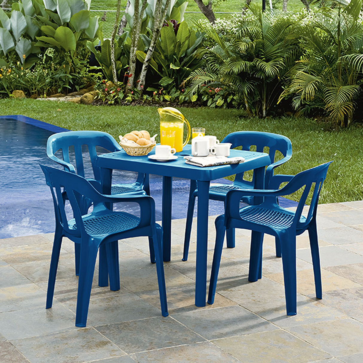 Mesa Auxiliar Rimax Caribe Azul 72x72cm Cuadrada con Patas