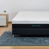 Combo Colchón Enrollado Gravity P24 Blanco Doble 140 X 190 Cm Ortopedico Firmeza Medio con Dos Almohada Stellar Soft y Un Protector de Colchón