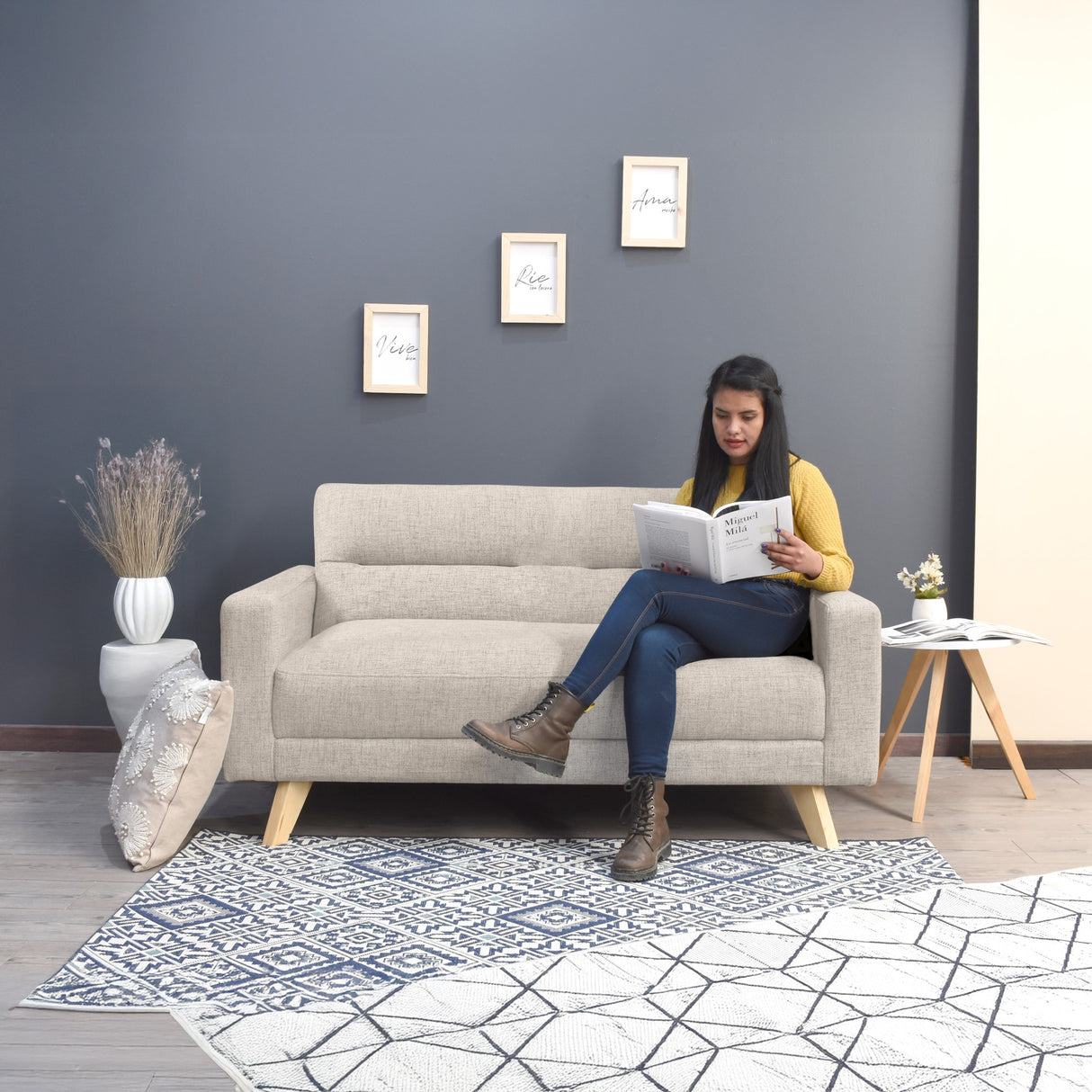 Sofá Barza Trigo Dicosta y Matiz Natural 150x82cm de Dos Puestos con Apoya Brazos