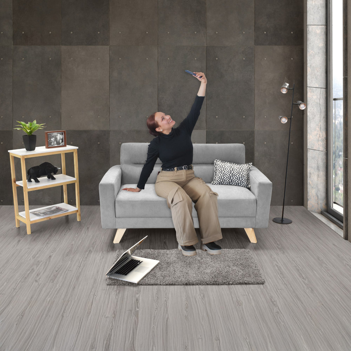 Sofá Barza Plata Dorsey y Matiz Natural 150x82cm de Dos Puestos con Apoya Brazos
