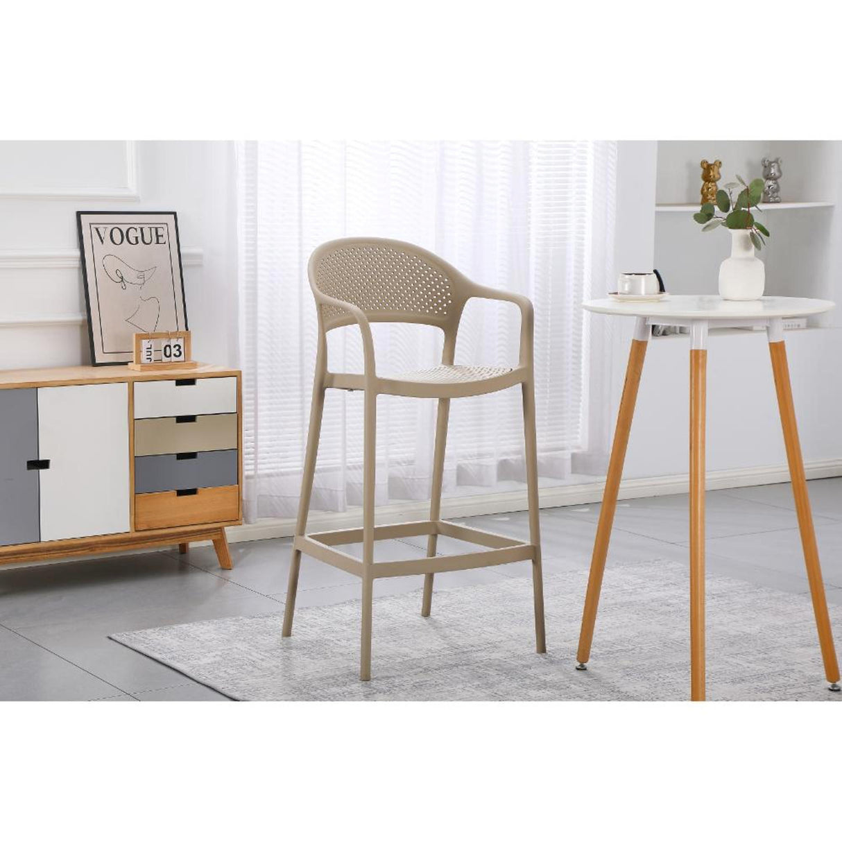 Silla Bar para Exteriores Curitiva Taupe 56x109cm con Espaldar y con Apoya Brazos