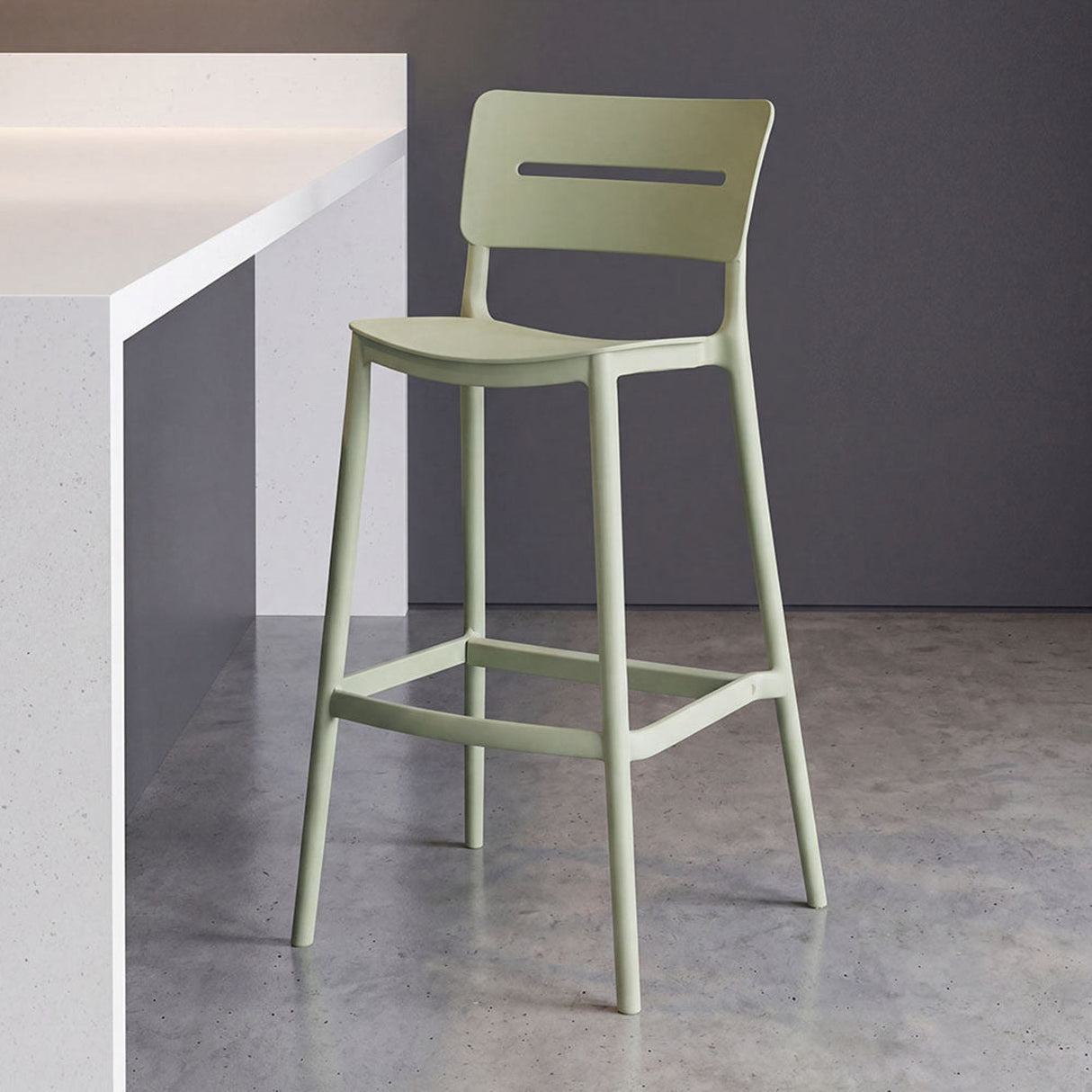 Silla Bar para Exteriores Manila Verde 37x101.5cm con Espaldar y sin Apoya Brazos