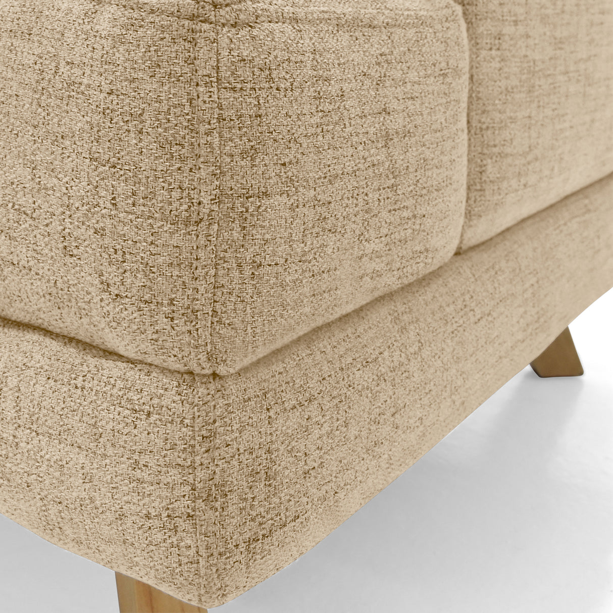 Sofá Lisboa Beige Dicosta y Matiz Natural 192x85cm de Tres Puestos con Apoya Brazos
