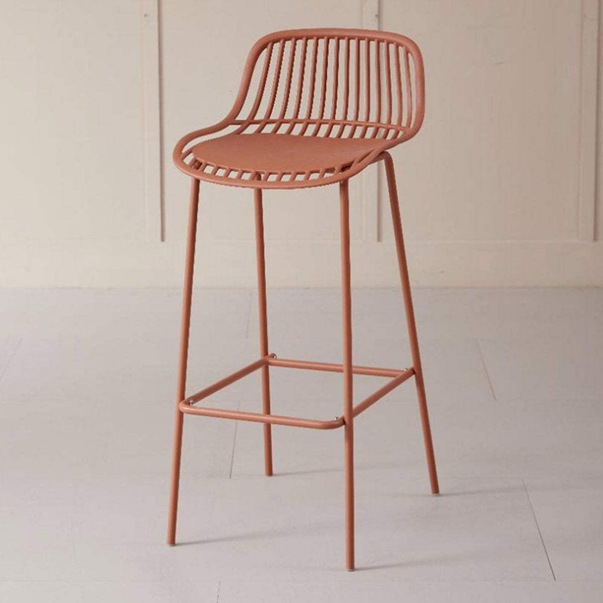 Silla Bar para Exteriores Tulum Terracota 41.5x97cm sin Apoya Brazos y con Espaldar