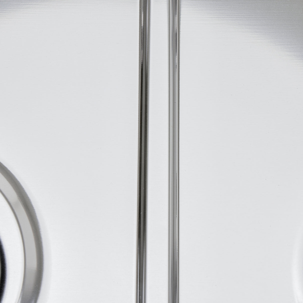 Estufa de Empotrar Haceb Alambrón Inox 60x43cm 110 Voltios para Gas Propano con Cuatro Quemadores