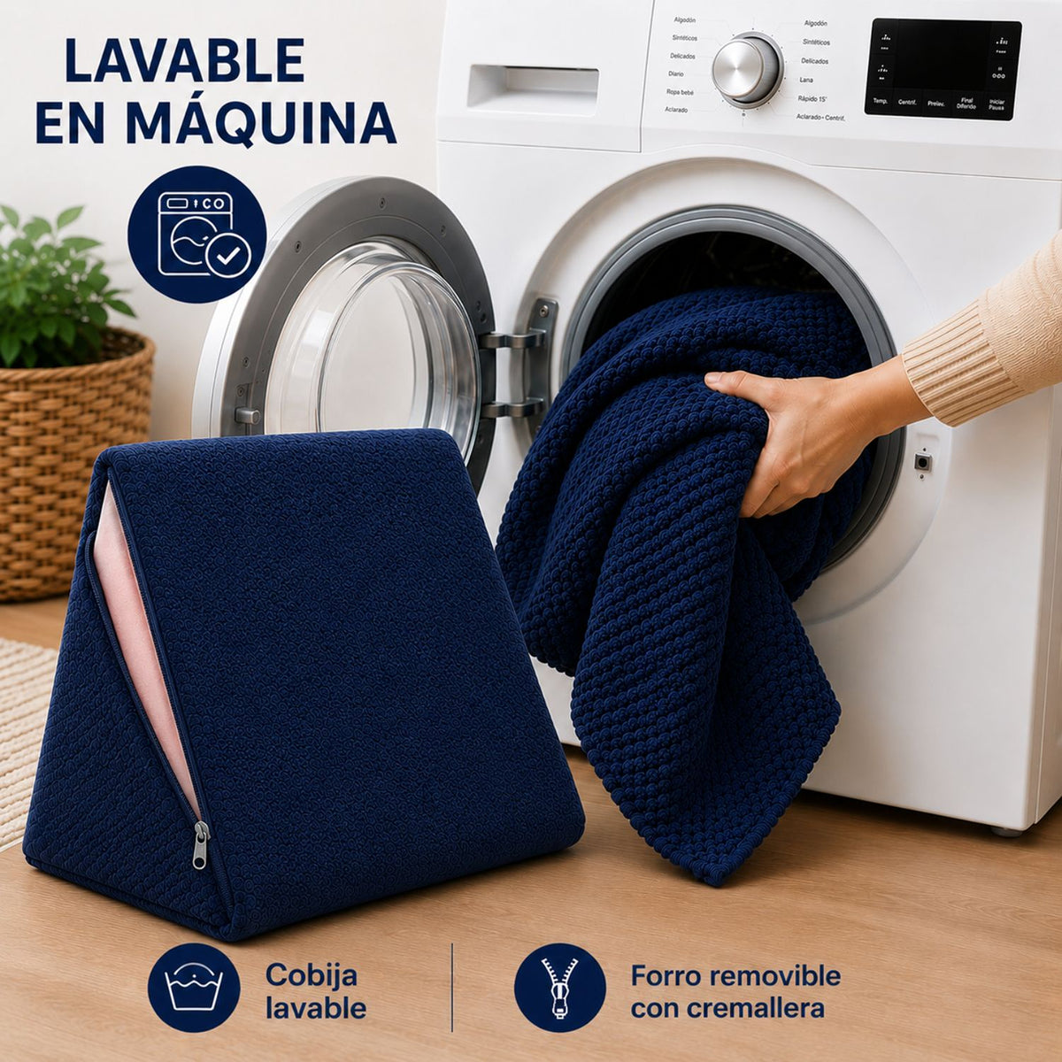 Combo Cojín TV con Cobija Azul 45x48cm Triangular Fondo Entero