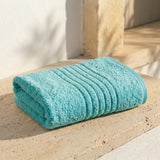 Toalla de cuerpo azul Mediterráneo 70x130 cm en algodón 550 g