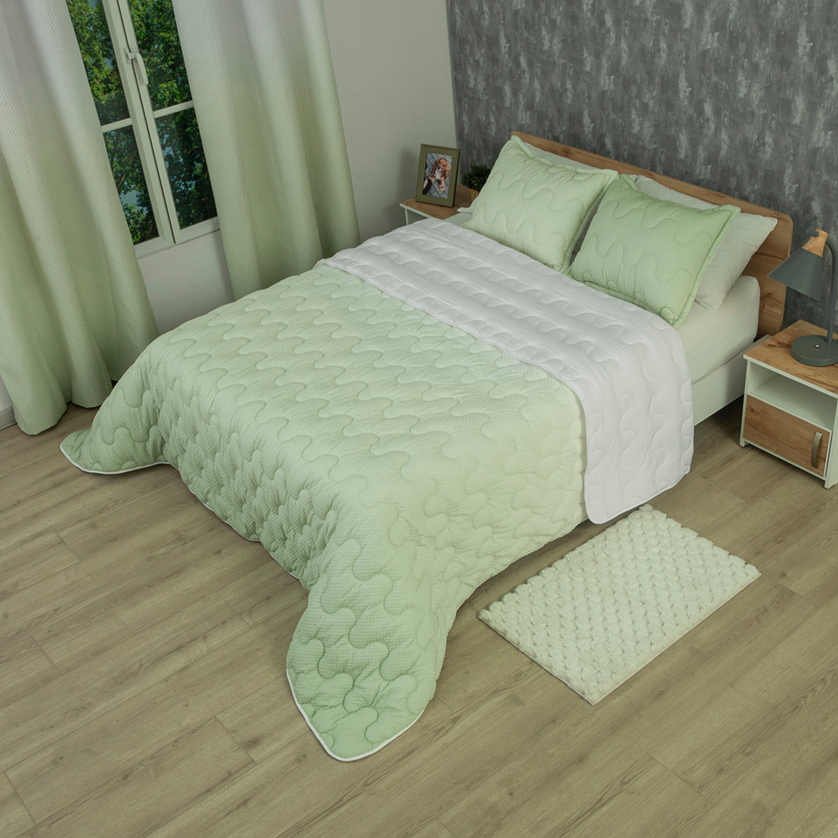 Cubrelecho para cama doble verde degradé Sfumato superacolchado en microfibra 140x190 cm