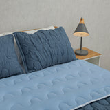 Cubrelecho king azul Flora 200x200 cm superacolchado con 2 fundas