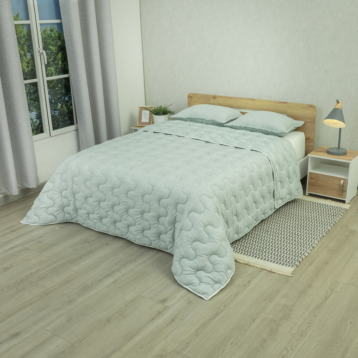 Cubrelecho Equilibrio king verde grisáceo 200x200 cm doble faz superacolchado