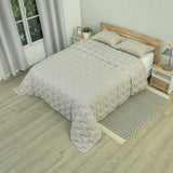 Cubrelecho acolchado gris Equilibrio queen 160x190 cm doble faz en microfibra