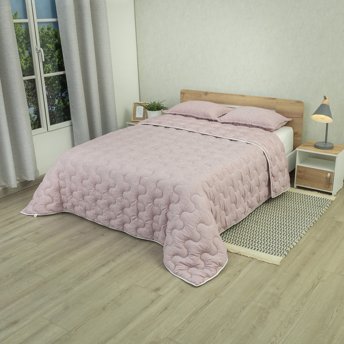 Cubrelecho acolchado queen morado claro Equilibrio doble faz 160x190 cm