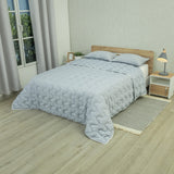 Cubrelecho acolchado azul Equilibrio queen 160x190 cm doble faz microfibra