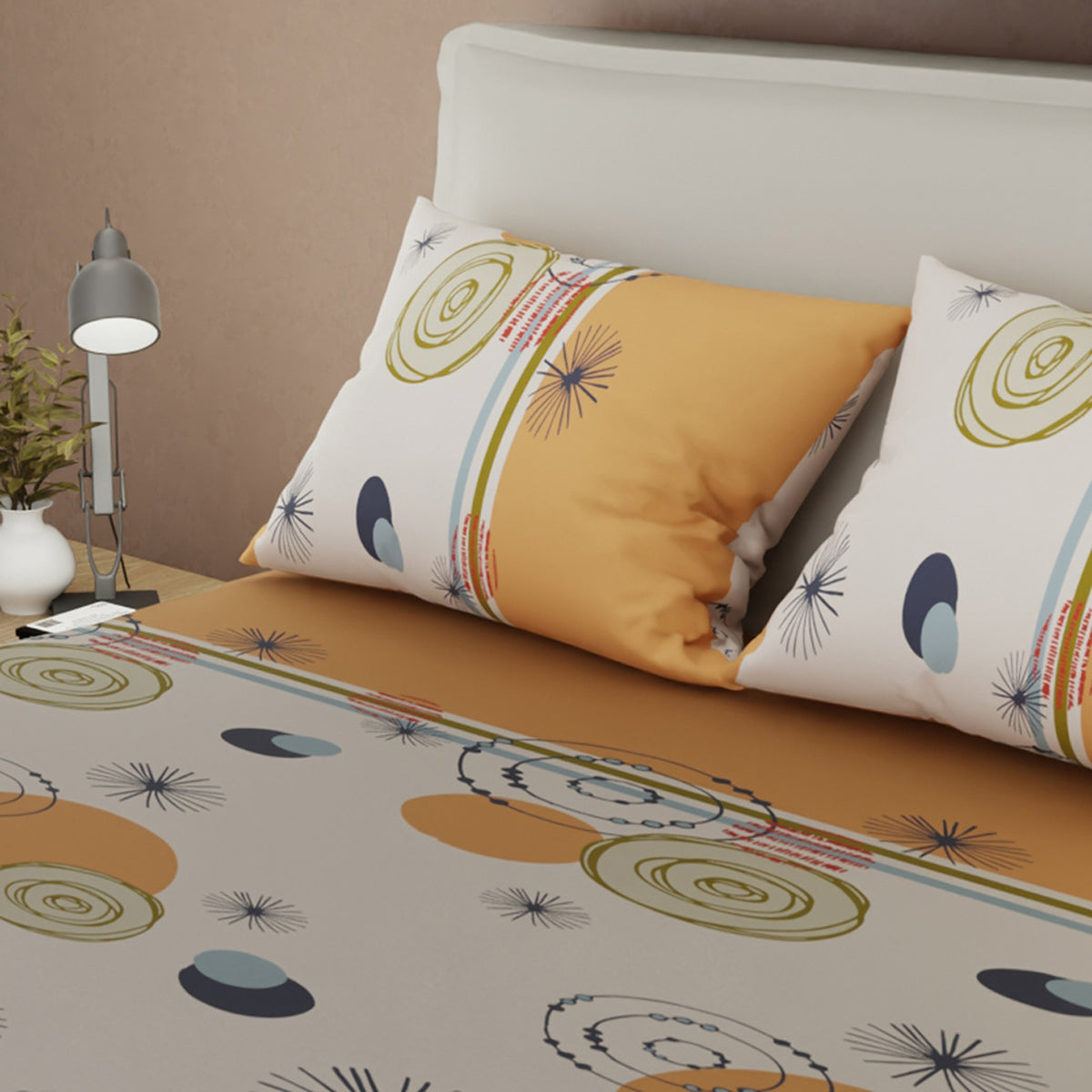 Sábana ajustable Urbanix para cama doble beige grisáceo en microfibra 140x190 cm