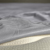 Protector de colchón queen gris impermeable terry 160x190 cm