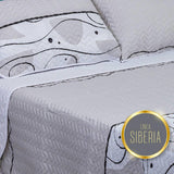 Cubrelecho Español Prensado Microfibra Doble 140 cm Gris con Figuras Grises y Blancas - Ropa de Cama | Bylmo
