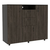 Closet Letna Coñac 140 cm con Tres Puertas y Dos Cajones - Closets | Bylmo
