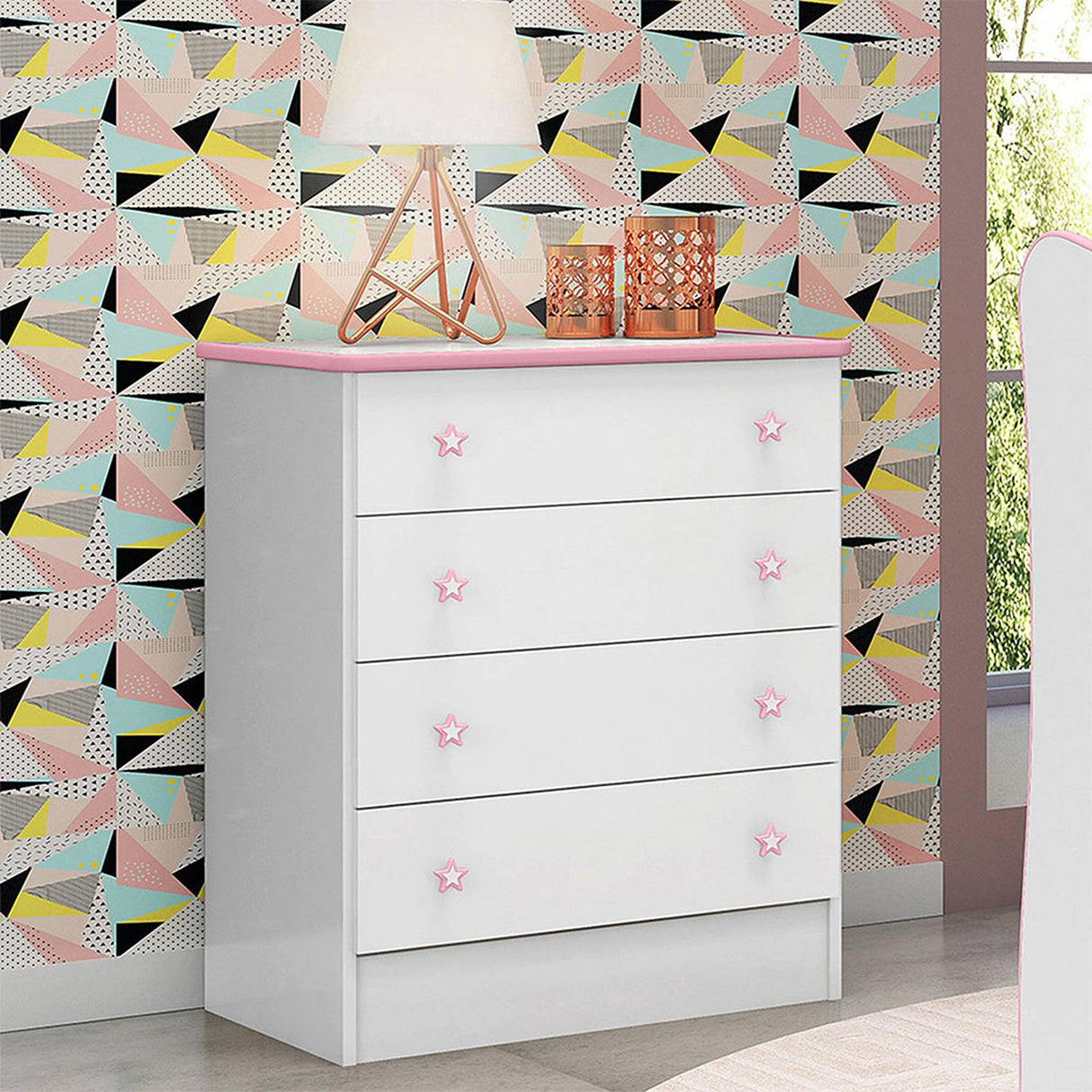 Cómoda Sarena Blanco y Rosado 64x79cm De Cuatro Hileras con Cuatro Cajones - Cajoneras y Comodas | Bylmo