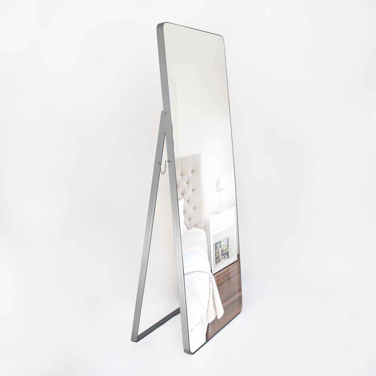Espejo de Piso Tanger Plata 70x170cm Rectangular con Marco Metálico - Espejos Decorativos | Bylmo