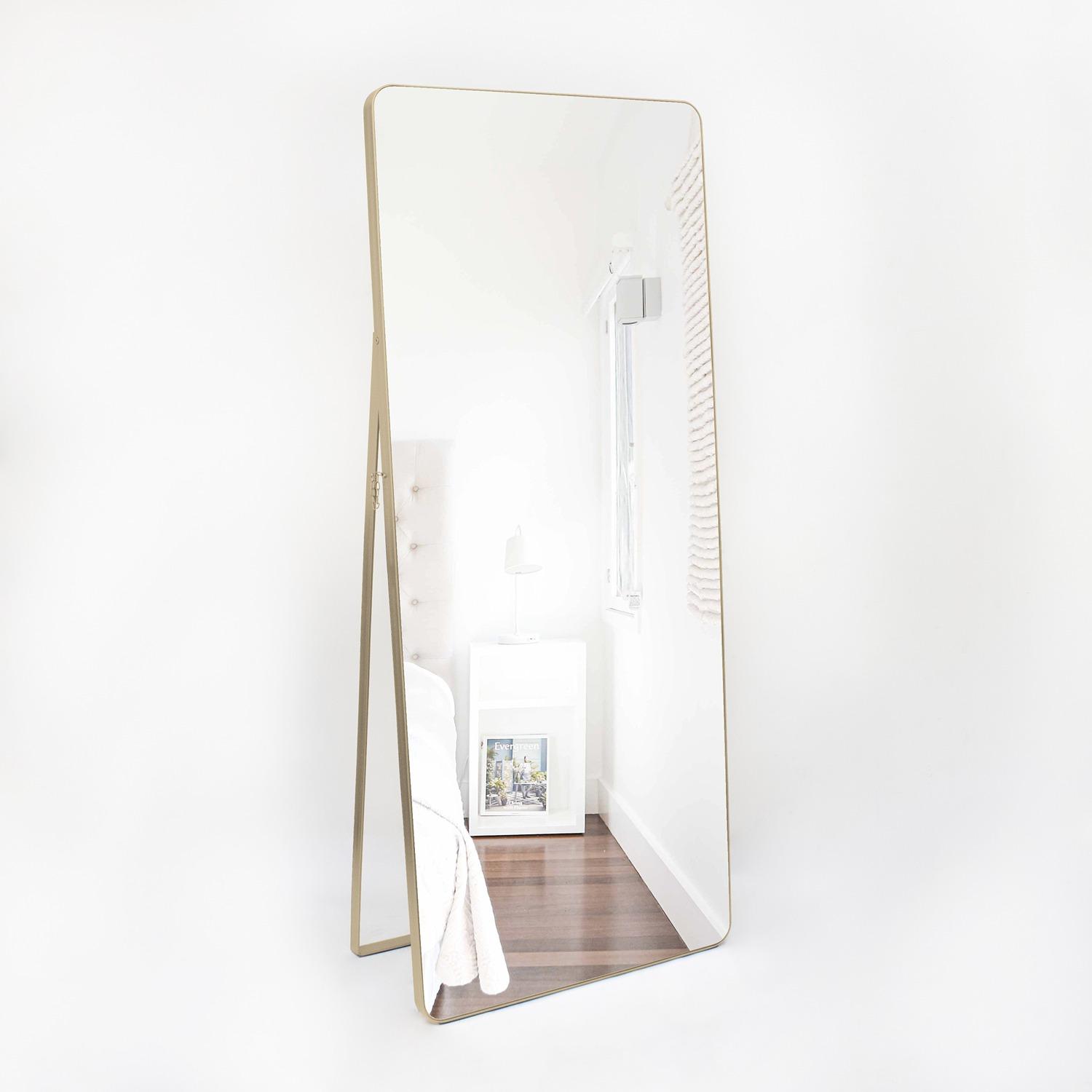Espejo de Piso Tanger Dorado 80x180cm Rectangular con Marco Metálico - Espejos Decorativos | Bylmo
