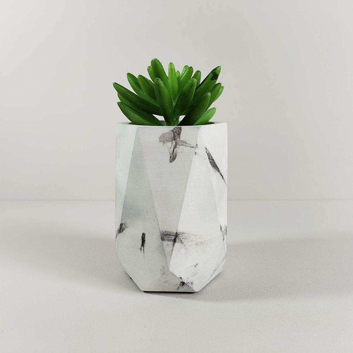 Florero Amalas Marmól Negro 7 cm Minimalista - Jardineria | Bylmo