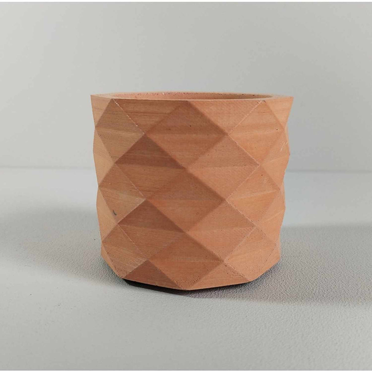 Matera de mesa Lira Terracota 7x6cm de Cemento Circular de 0.2 Litros - Jardineria | Bylmo
