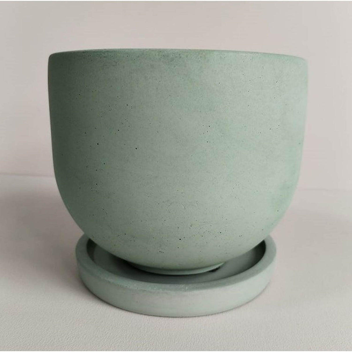 Matera de mesa María Verde Oliva 15x13cm de Cemento Circular de 2.3 Litros - Jardineria | Bylmo