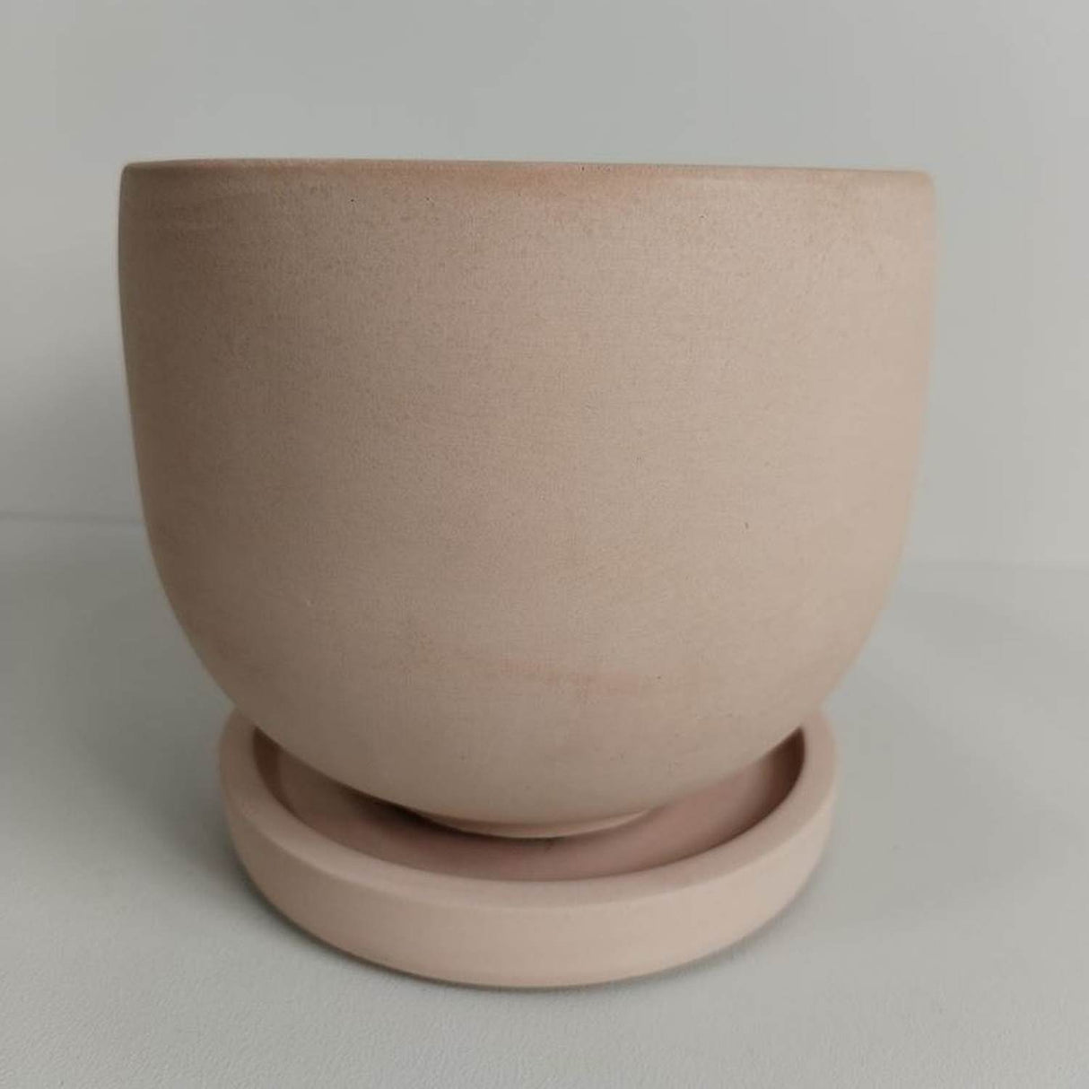 Matera de mesa María Nude 15x13cm de Cemento Circular de 2.3 Litros - Jardineria | Bylmo