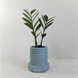 Matera de mesa Tornillo Azul Petróleo 10x10cm de Cemento Circular de 0.8 Litros - Jardineria | Bylmo
