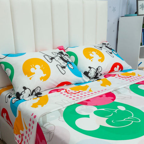 Combo Juego de Sabanas y Cortina Infantil Microfibra Doble 140 cm Blanco de Mickey de Colores - Ropa de Cama | Bylmo