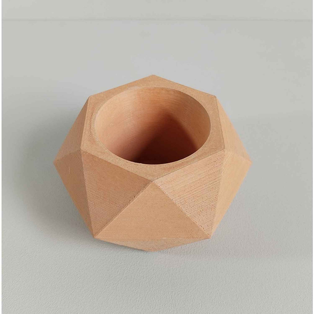 Matera de mesa Adara Petty Terracota 7x7cm de Cemento Hexagonal de 0.2 Litros - Jardineria | Bylmo