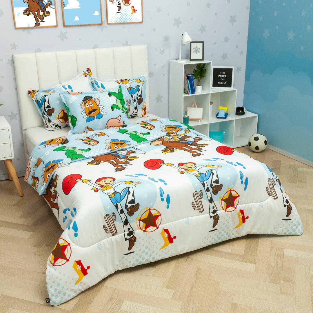 Cubrelecho Acolchado Infantil Blanco y Azul Claro para Cama Sencillo 100 X 190 Cm de Toy Story - Otros textiles | Bylmo